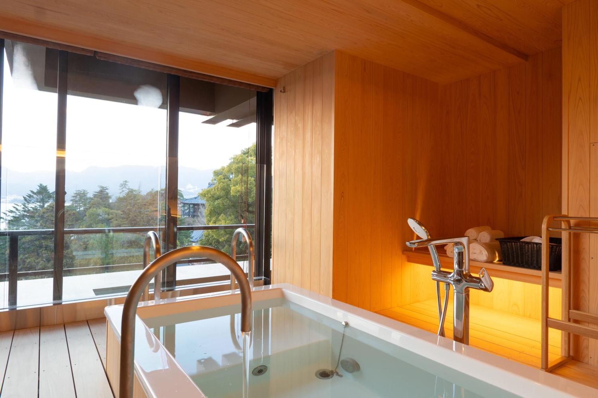 Miyajima Grand Hotel Arimoto Hatsukaichi Exterior photo